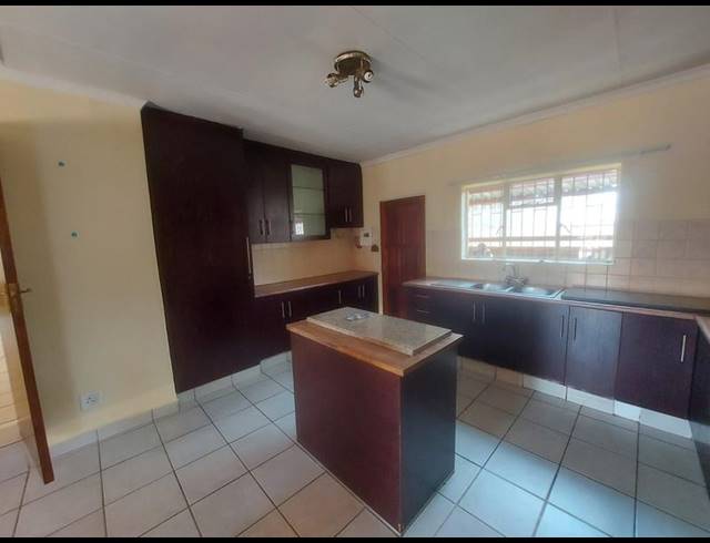2 BEDROOM PROPERTY TO RENT IN ERASMIA
